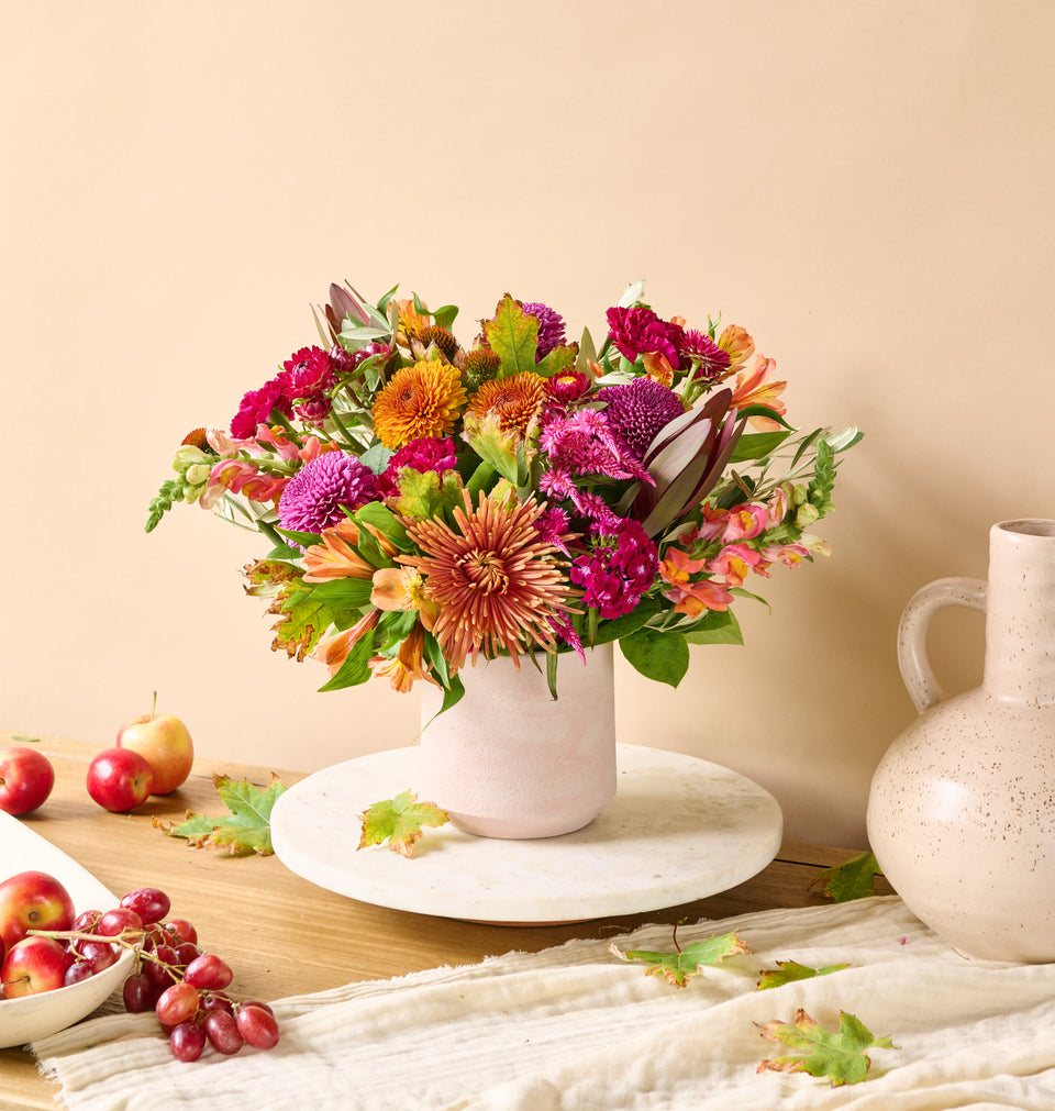 Send our Autumn bouquet of flowers to someone