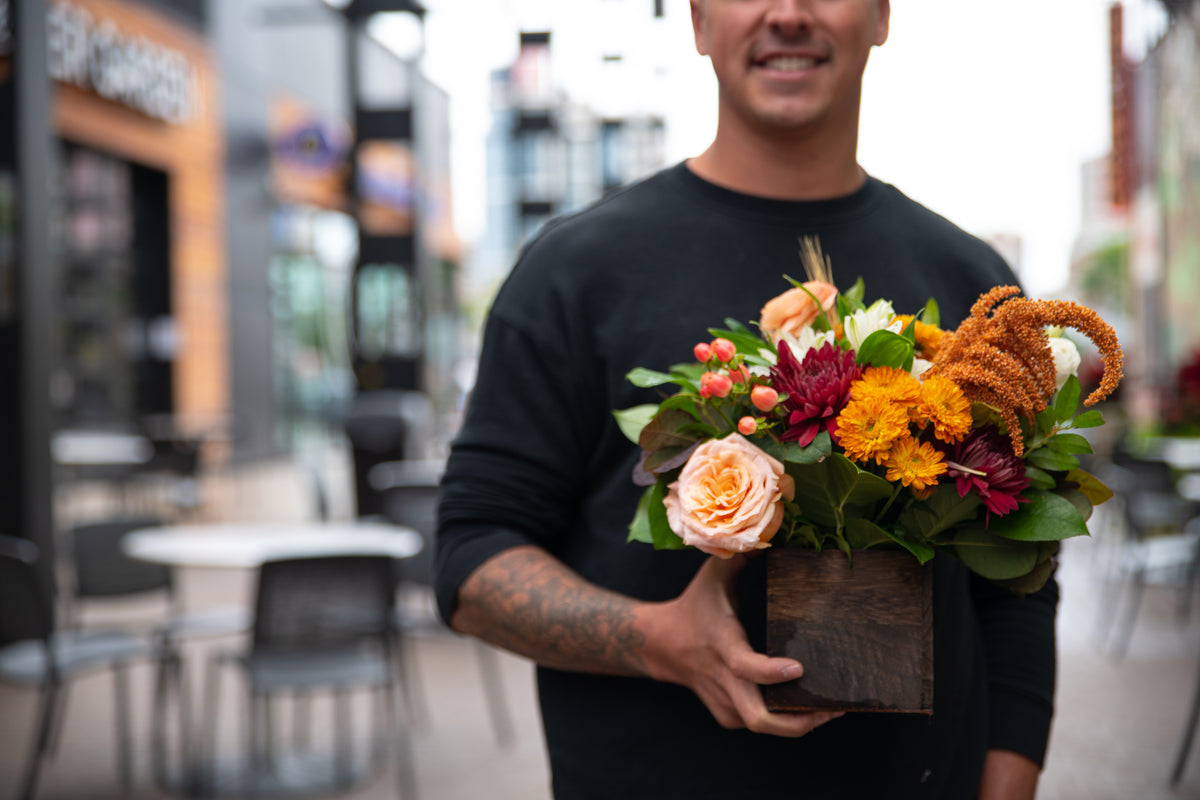 Columbus, Ohio flower next-day delivery of locally crafted flowers and plants