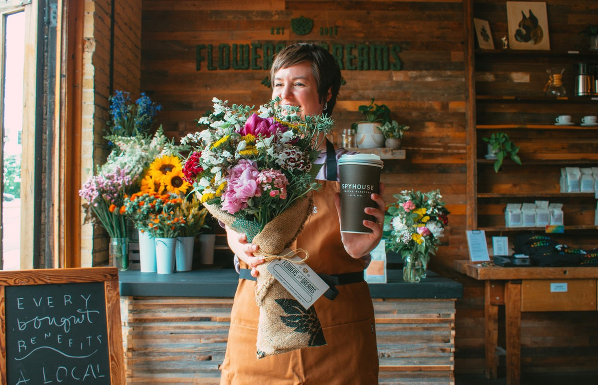 Minneapolis, Minnesota flower next-day delivery of locally crafted flowers and plants